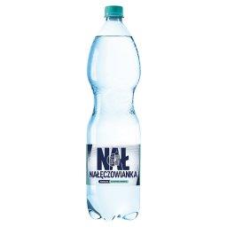 Naturalna woda mineralna delikatnie gazowana 1,5 l